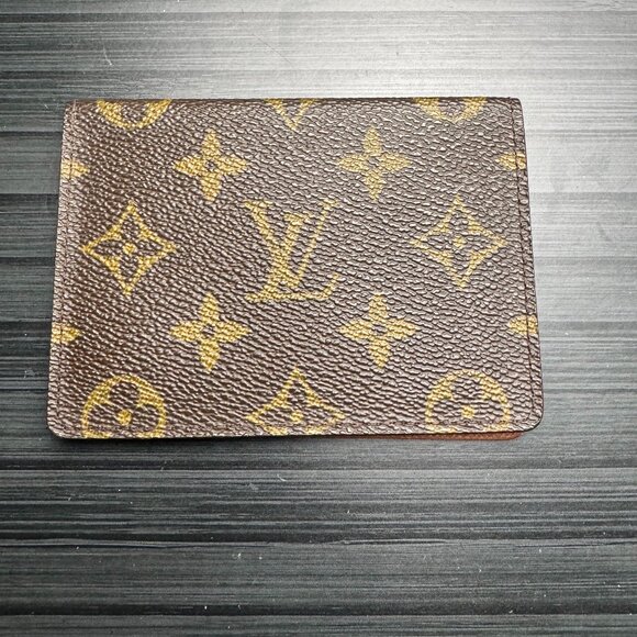 Louis Vuitton Brown Monogram Card Holder - Picture 1 of 11